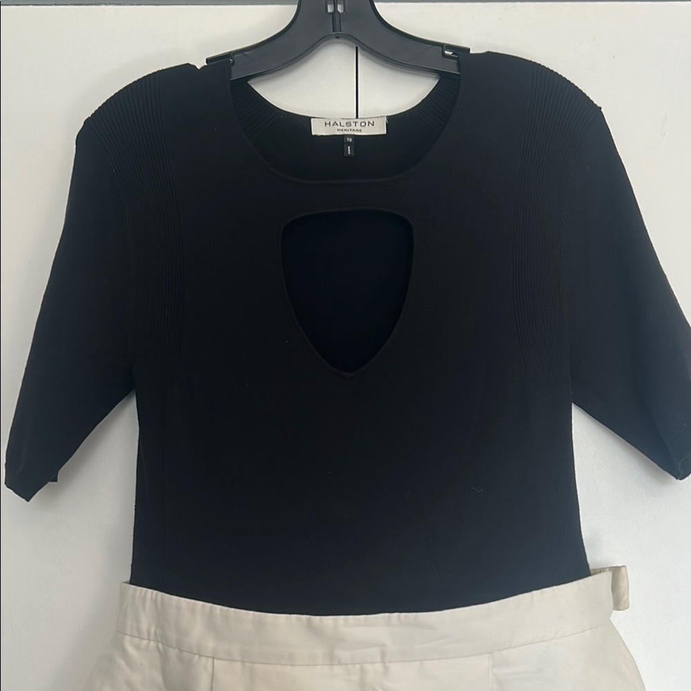 HALSTON - Elegant Black and Cream Skirt - Picture 3 of 6
